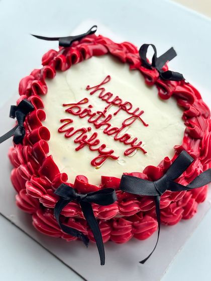 Gobble Cake - Designer & Bento Cakes Elegant Buttercream & Floral Art photo 25