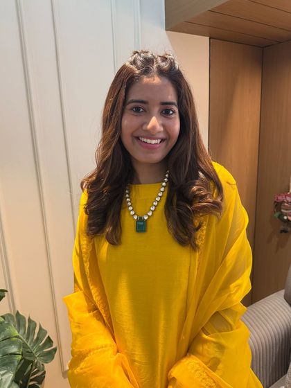 Vibrant Haldi & Mehendi Looks photo 10