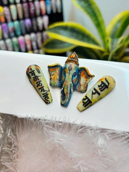 Themed & Festive Art photo 10