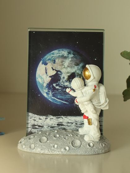 Timeless Treasures: Photo Frames & Keepsake Boxes photo 9