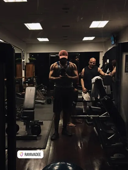 The grind doesn't stop, even during wedding season. Finding time to get a session in, no matter where you are, is the key to long term consistency and progress.