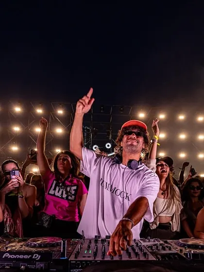 &ME commanding the stage in Mumbai, with the crowd fully locked into his groove. I build the hype from one city to the next on my multi-city tours.