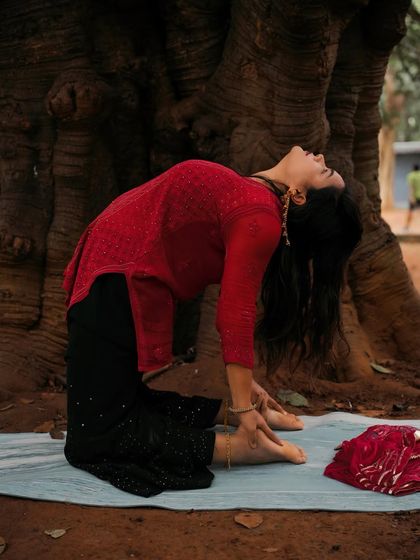 Shashi Prabha Dwivedi - In-Studio Group Yoga for Adults (All Levels) Advanced Asanas & Flows: My Personal Practice photo 19