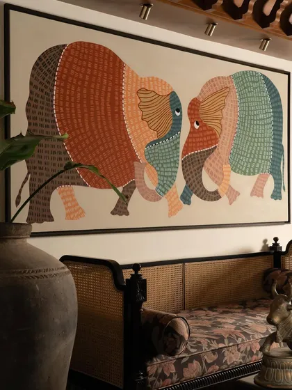 A full view of the stunning Gond elephant painting.