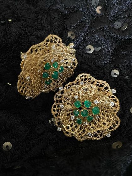 Nature's Muse: Birds & Blooms photo 5