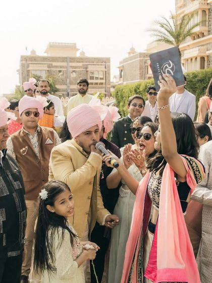 Ruchi Shah - Wedding & Social Event Hosting High-Energy Baraats & Processions photo 4