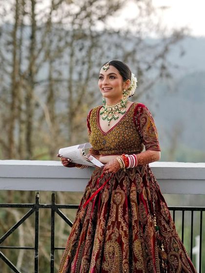 Classic Red & Maroon Bridal Looks photo 30
