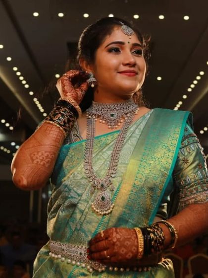 DN Jewellery House - Bridal & Occasion Jewellery Rental Modern Diamond-Look & CZ Jewellery photo 48