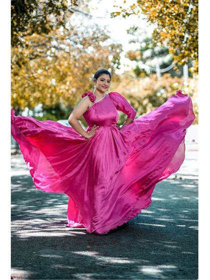 Creative Kalpane - Occasion Wear Rental Pre-Wedding & Couple Shoots photo 29