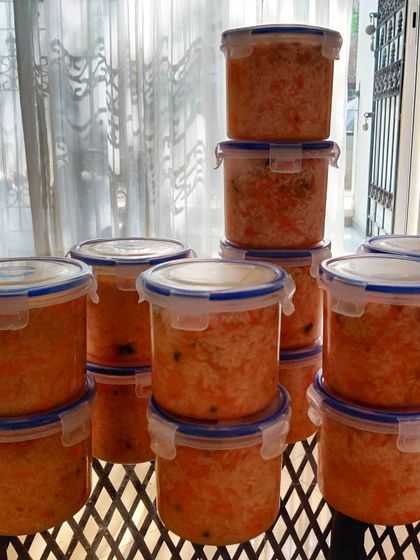 A fresh batch of my chicken meal boxes, all packed in airtight containers and ready for delivery. I prepare food in bulk to ensure freshness and can deliver multiple meals at once for your convenience.