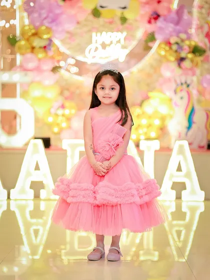 A classic birthday portrait of the birthday girl, ready for her party. I focus on clean lighting and sharp details to create photos you'll want to frame.