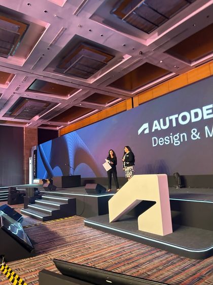 A speaker on stage during the Autodesk Design & Make Summit. Our team managed rehearsals and live show calling to ensure every presentation was perfectly timed and visually supported.