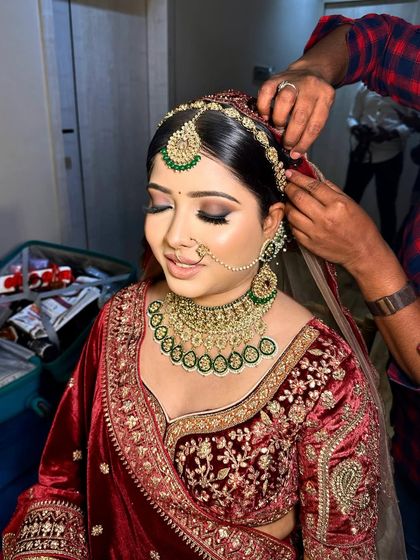Classic Red & Maroon Bridal Looks photo 35