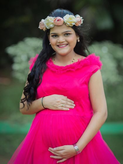 Solo Maternity Portraits photo 23