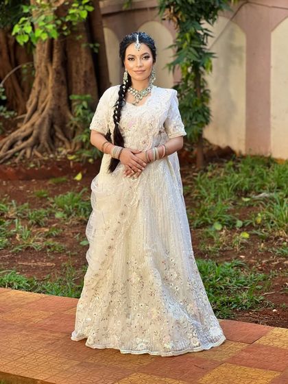 Modern Diamond & Reception Glam photo 32