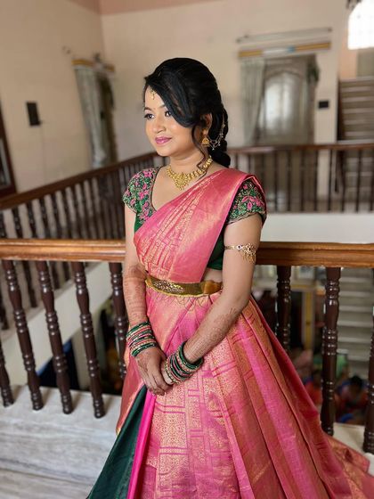 Another angle of this simple and beautiful look.