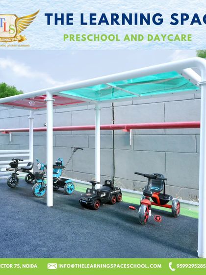 Our traffic training park features a designated parking area for tricycles. This helps teach children about organization and rules in a playful, real-world context.
