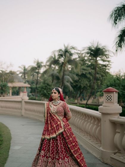 Timeless Bridal Looks photo 15