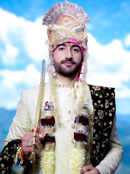 Regal Groom Portraits photo 9