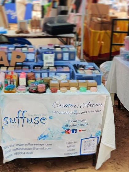 All set and ready for the day at Sunday Soul Sante. My table is on the left, and my friend's beautiful clay creations are on the right.
