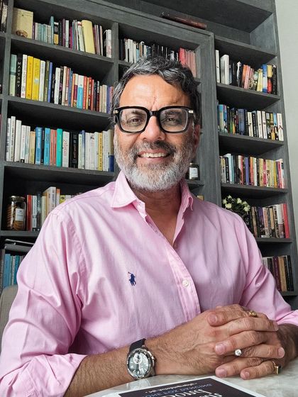 Trying a different look for a while was an adventure. As Heraclitus said, the only constant in life is change.