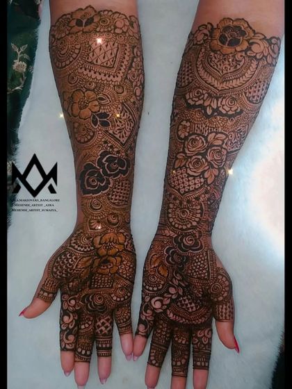 Azra Mehendi - Mehendi Artistry Full Bridal Mehendi photo 9