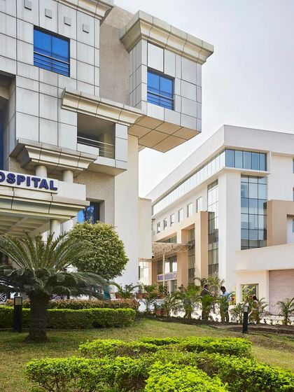 Creative Designer Architects - Healthcare Architecture And Design Large-Scale Campuses: Integrated Medical Ecosystems photo 33