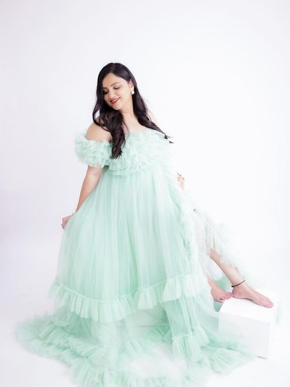 Solo Radiance: Portraits of the Mother-to-Be photo 195