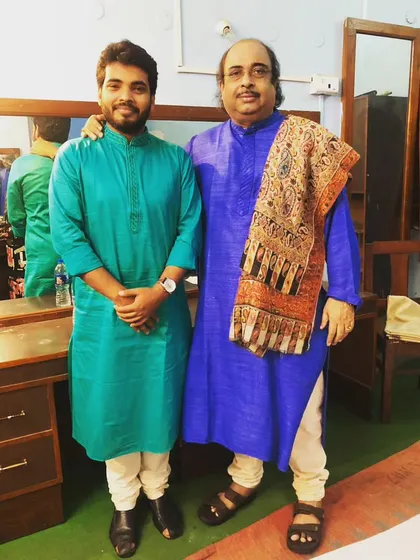 A happy birthday wish for the legendary Sarod Maestro Pandit Tejendra Narayan Majumdar kaku. I am always grateful for his blessings and divine music.