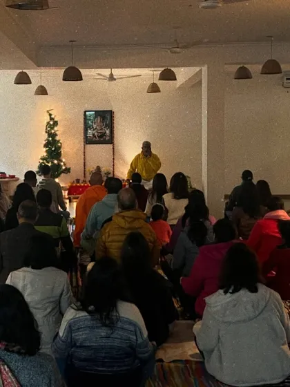 Ringing in the new year with a special satsang. We gather to meditate, chant, and set positive intentions for the year ahead.