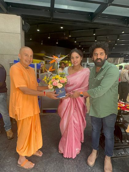 Welcoming Iskon Governing Body Commissioner Shri Gauranga Das to The Rameshwaram Cafe. Building a brand that attracts respected community leaders is a sign of true success.