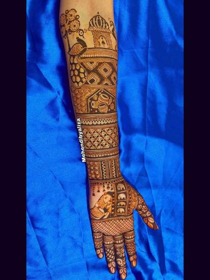 Your Love Story in Henna photo 20