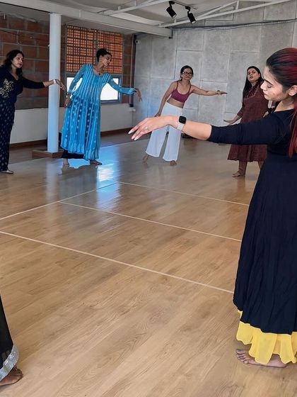 Tarantismo Weddings - Wedding Dance Choreography Behind the Moves: Rehearsals & Fun photo 7