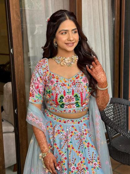 Pastel & Soft Glam Brides photo 10