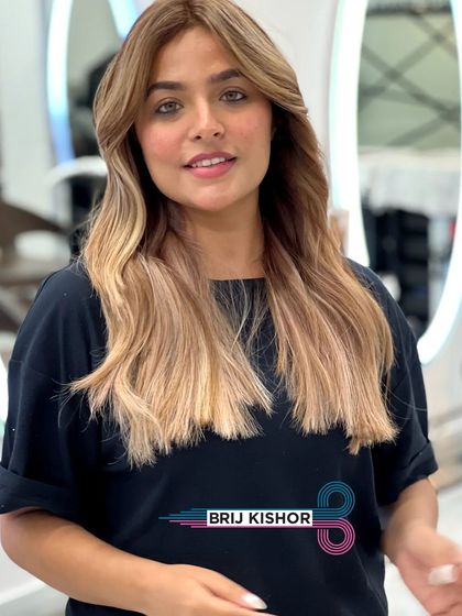 The final look of the creamy peach ash blonde, a true work of art.