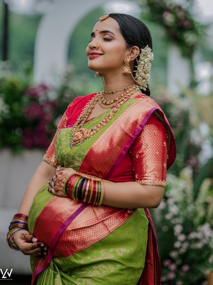 The joy of a mother-to-be. This beautiful drape allows her to feel comfortable and radiant during her baby shower celebrations.