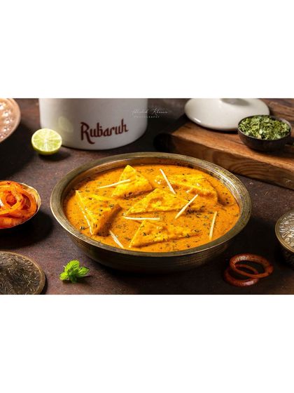 A wider composition of the Paneer-e-Rubaruh, suitable for banner images or advertisements.