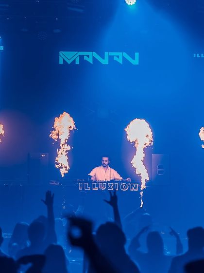 Visuals & Special Effects photo 3