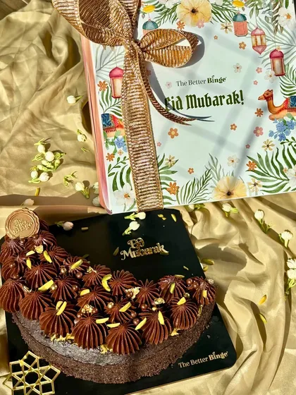 Our Eid special Dubai Chocolate Cake comes in this beautiful floral box, making it a perfect gift for your loved ones.