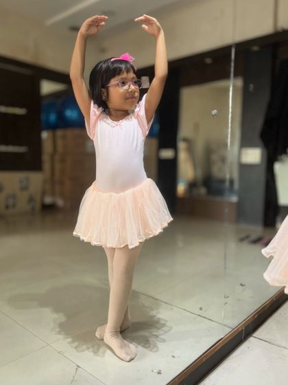 Subham Chail Performing Arts - Dance Instruction Ballet Training (Grace & Discipline) photo 30