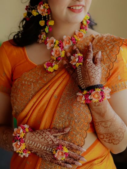 Special Moment Photography - Wedding Photography & Videography The Haldi Ceremony: Sunshine and Smiles photo 14