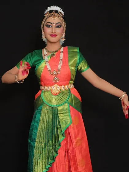 Nikita Sanup completed her Arangetram on her 13th birthday. She gave a confident and neat presentation, a wonderful achievement for such a young dancer.