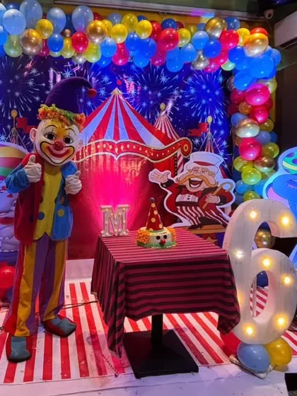 For a classic carnival theme, nothing beats a friendly clown mascot. This character is ready to pose for photos and bring smiles to everyone's faces.
