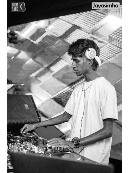 DJ Charles - Music Fusion & Visual DJing (VDJ) At The Console photo 13