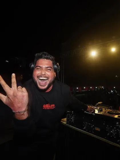 That feeling when the set is perfect and the crowd is with you. A shot from the DJ booth at Terna Medical College's fest.