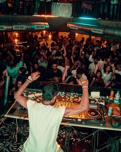 Collaborative DJ Shows