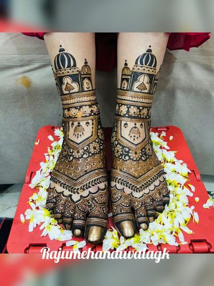 Raju Mehendi - Bridal Mehendi Complete the Look: Bridal Feet Designs photo 33