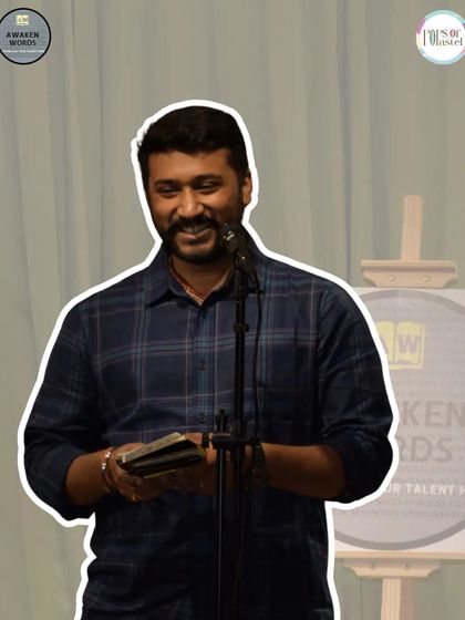 A performer sharing a smile and a story at the "Awaken Words" event.