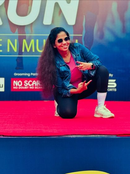 Striking a pose on the red carpet at the Farmley Snack Run. It's all about having fun.