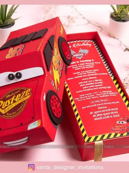 Fuel the excitement for a child's birthday with this custom-designed invitation box shaped like Lightning McQueen. This playful and creative design is more than an invite; it's an experience, promising a fun-filled celebration from the moment it arrives.